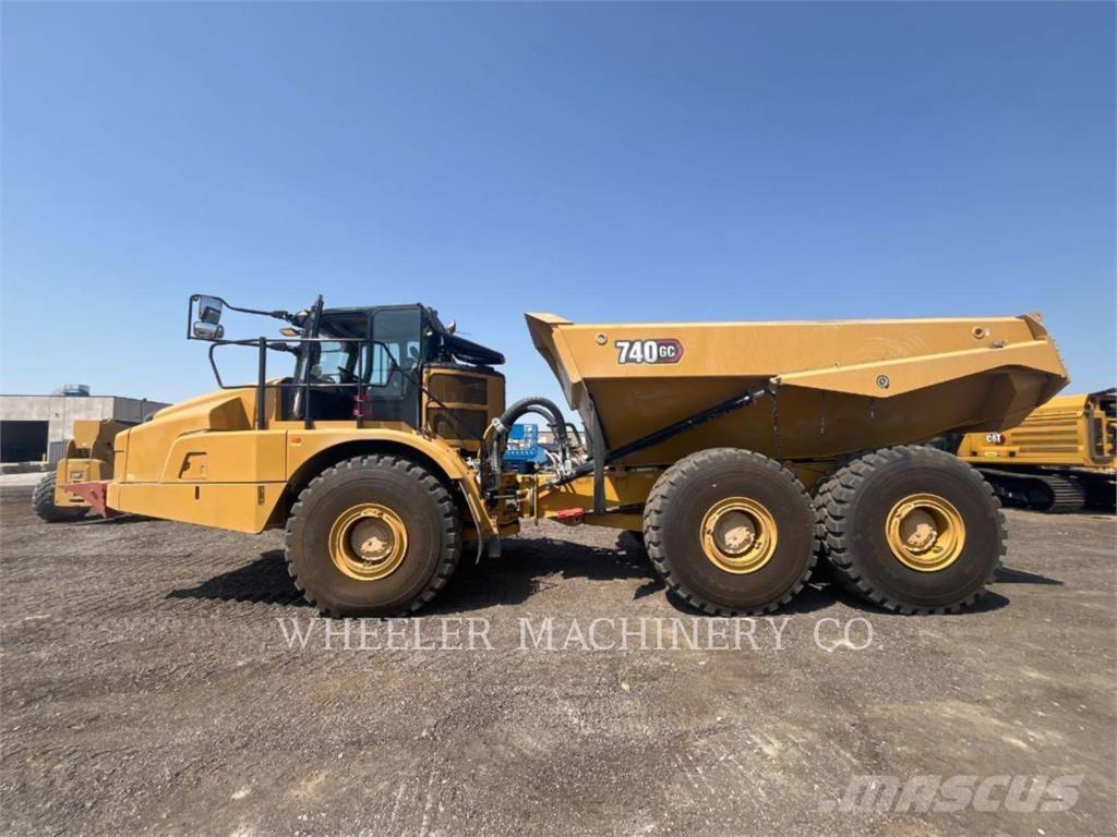 CAT 740 GC TG Dumper - Knickgelenk