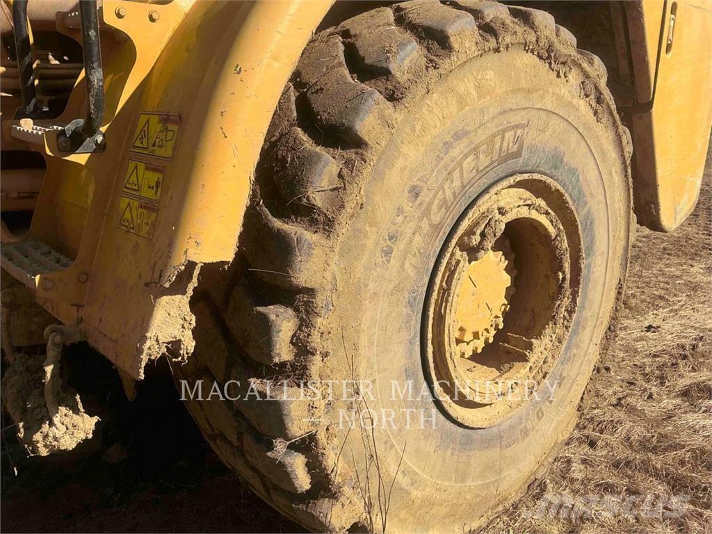 CAT 740 T Dumper - Knickgelenk