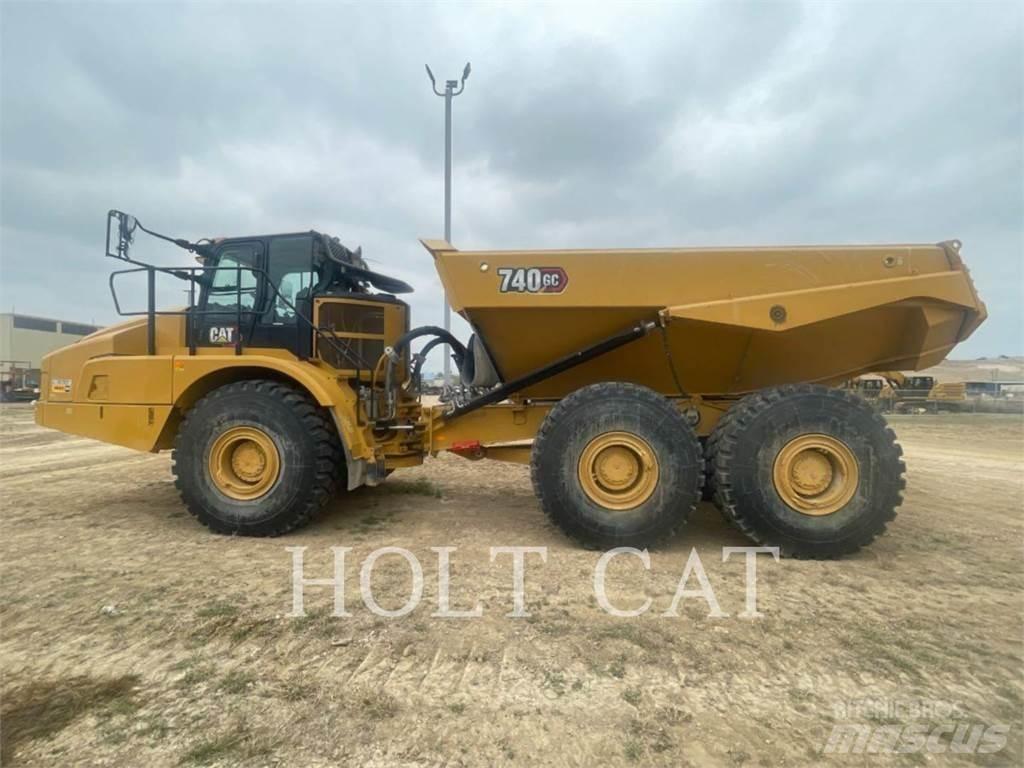 CAT 740GC Dumper - Knickgelenk