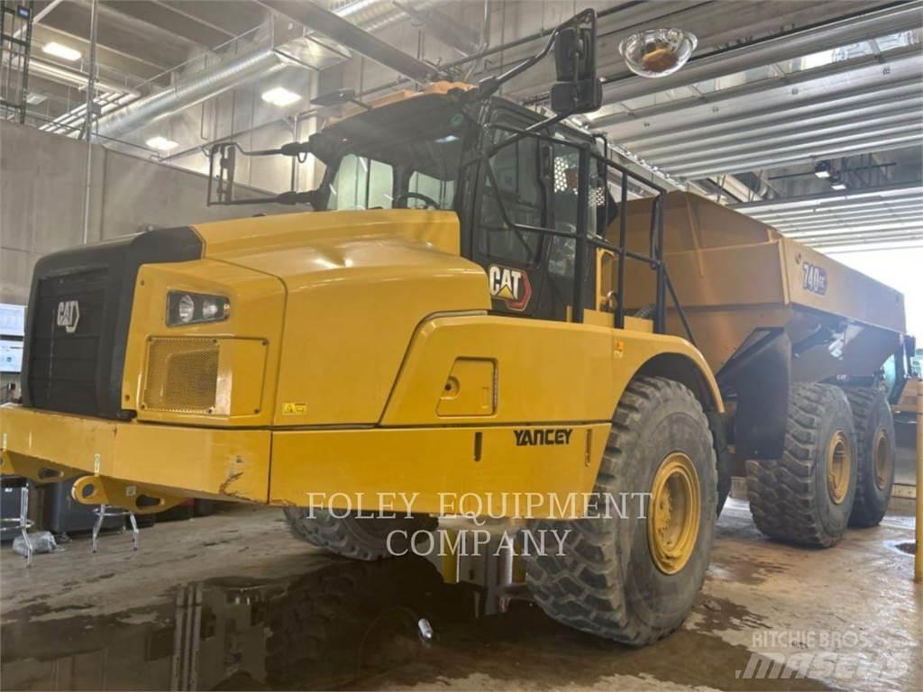 CAT 740GC-04 Dumper - Knickgelenk