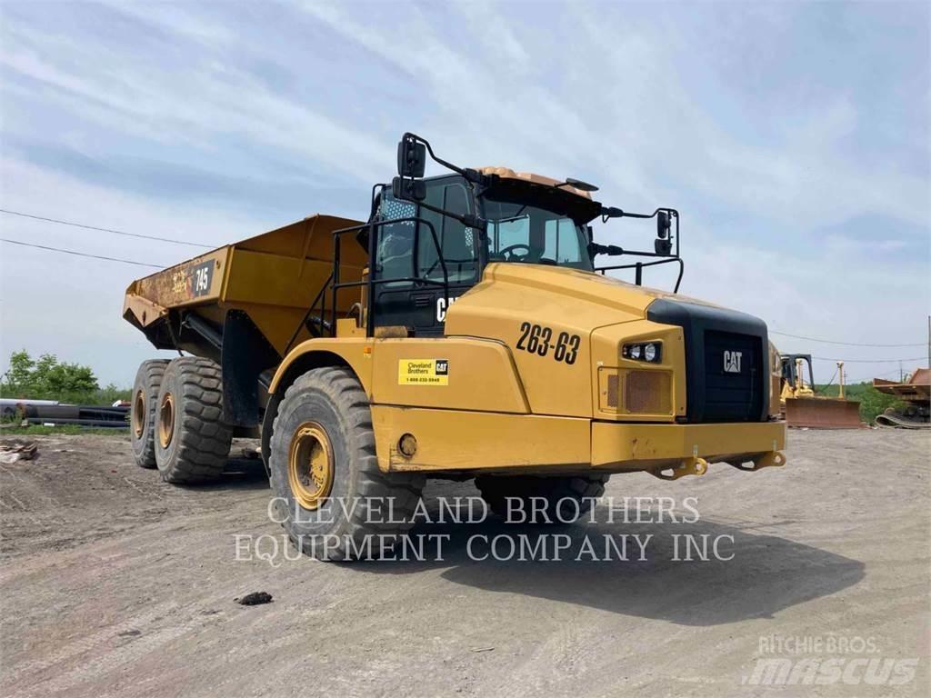 CAT 745 Dumper - Knickgelenk