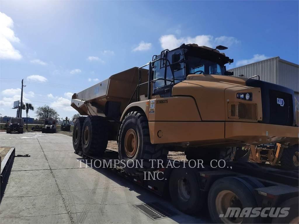 CAT 745 Dumper - Knickgelenk