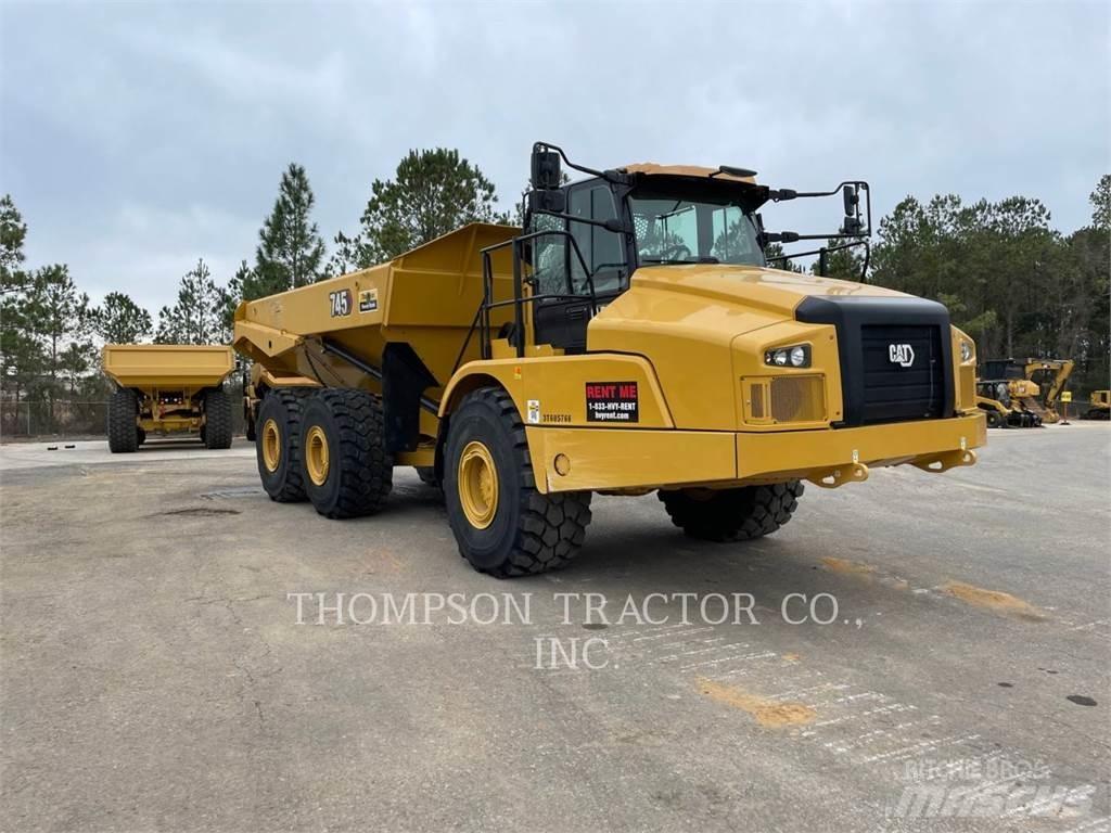 CAT 745 Dumper - Knickgelenk