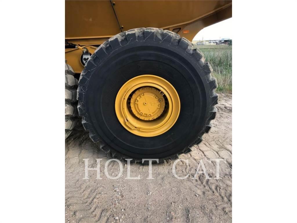 CAT 745 Dumper - Knickgelenk