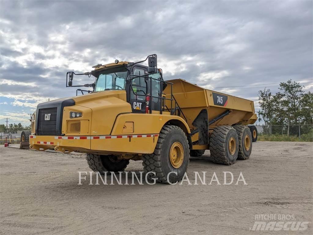 CAT 745 Dumper - Knickgelenk