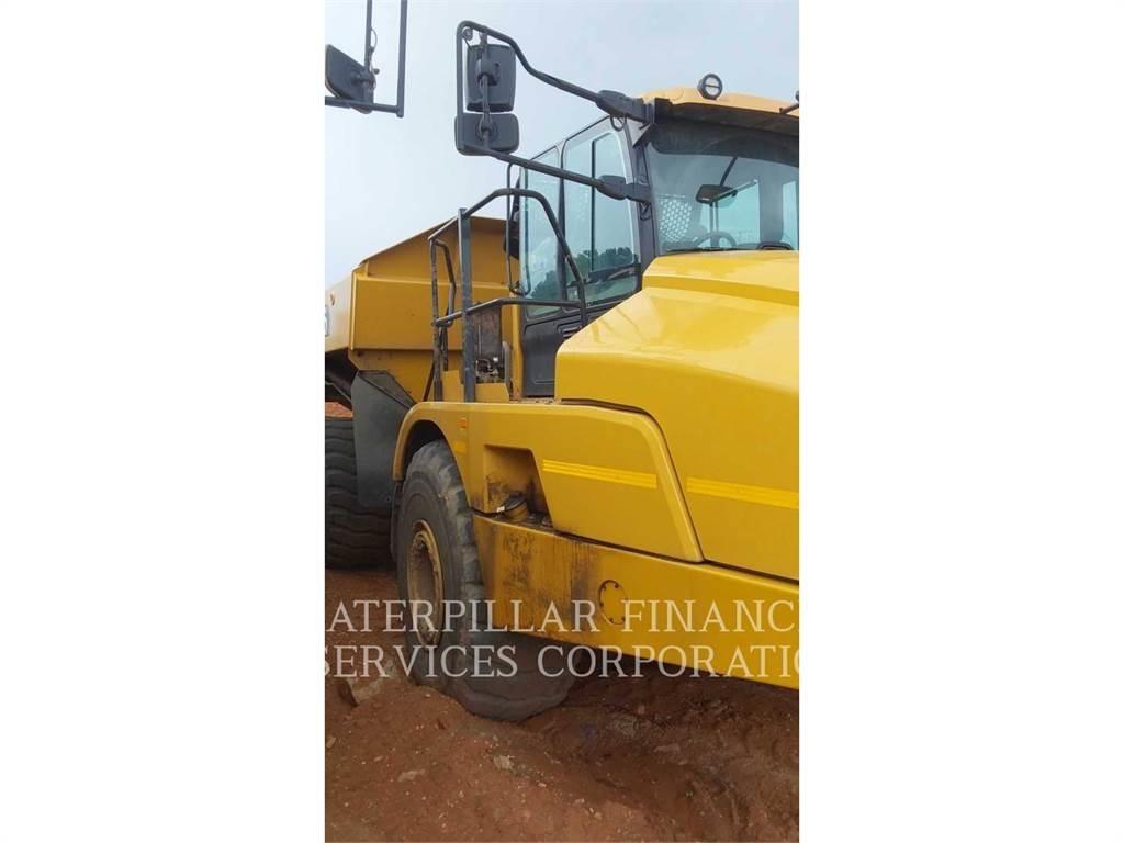 CAT 745 Dumper - Knickgelenk