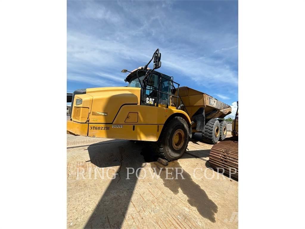CAT 745 Dumper - Knickgelenk
