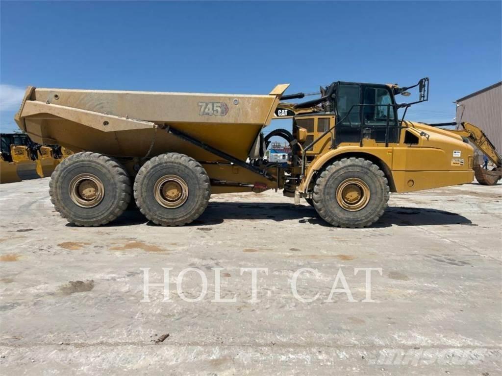CAT 745 Dumper - Knickgelenk