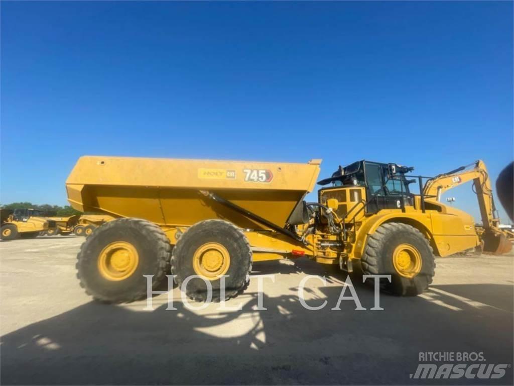 CAT 745 Dumper - Knickgelenk