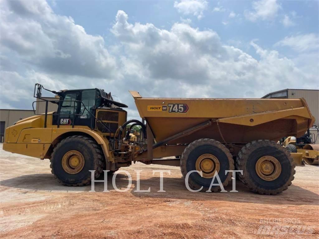 CAT 745 Dumper - Knickgelenk