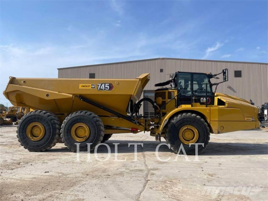 CAT 745 Dumper - Knickgelenk