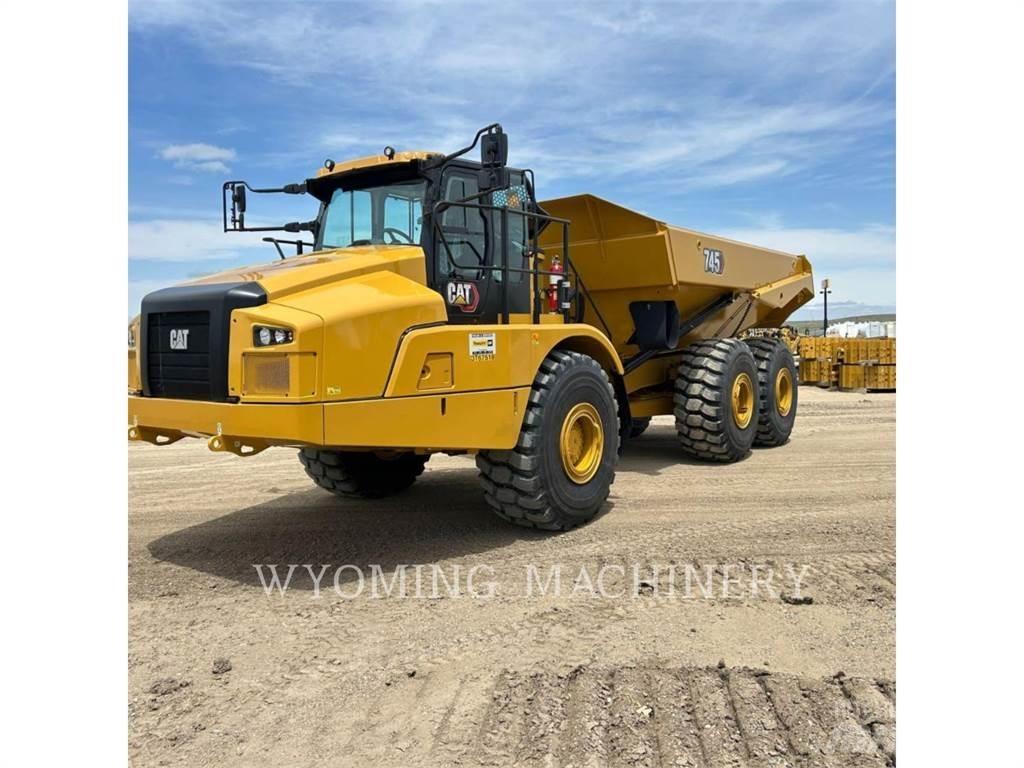 CAT 745 Dumper - Knickgelenk
