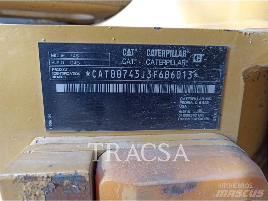 CAT 745 Dumper - Knickgelenk