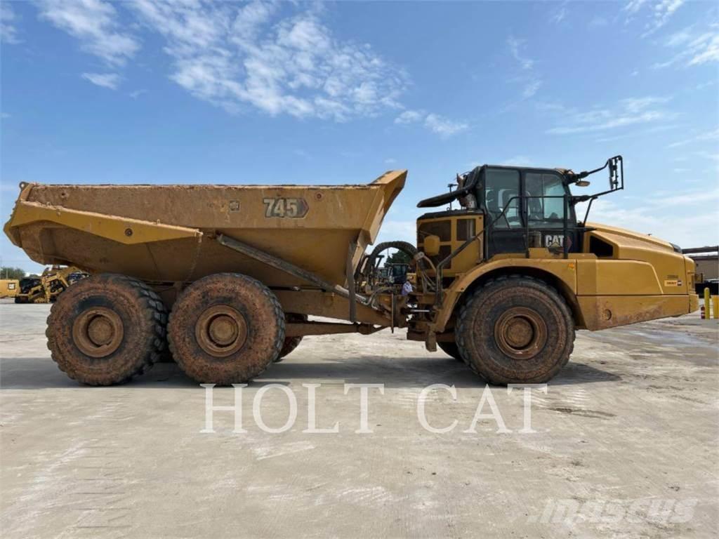 CAT 745 Dumper - Knickgelenk