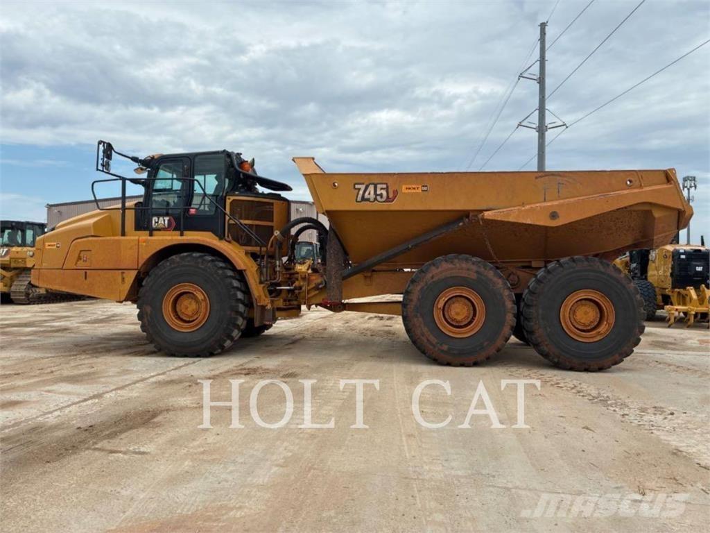 CAT 745 Dumper - Knickgelenk