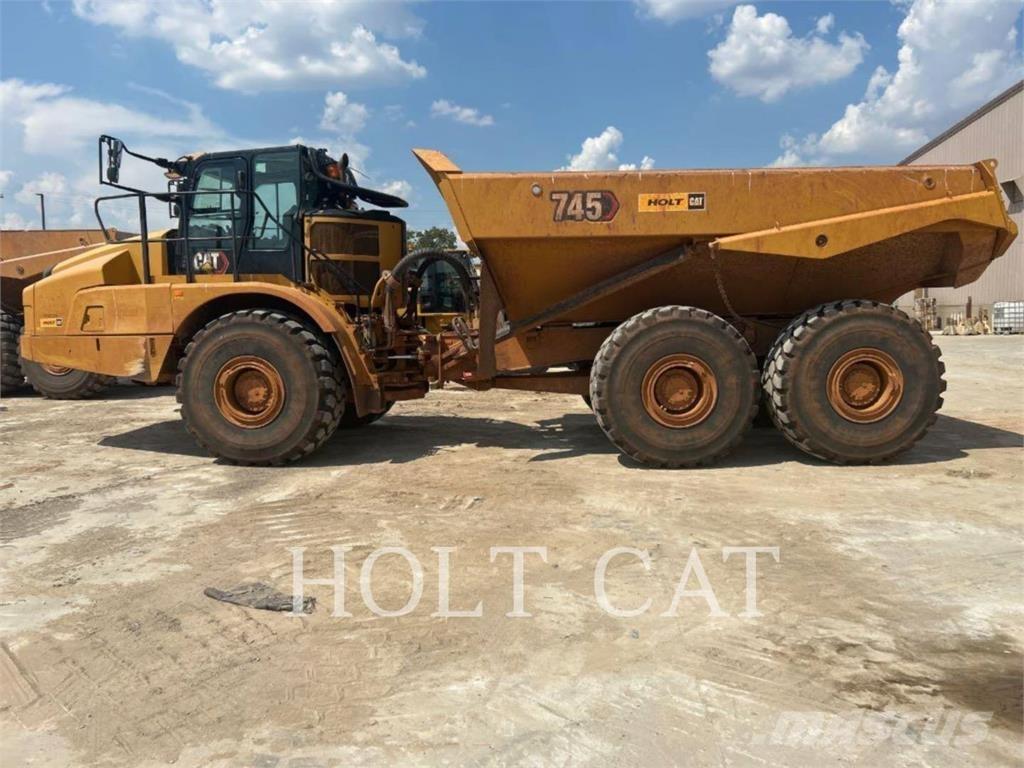 CAT 745 Dumper - Knickgelenk