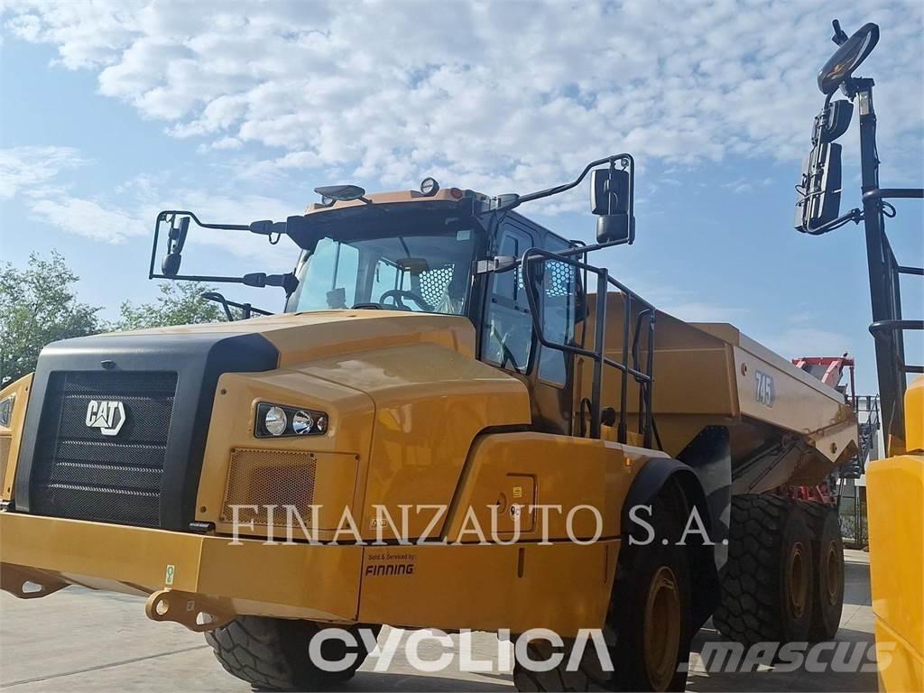 CAT 745 Dumper - Knickgelenk