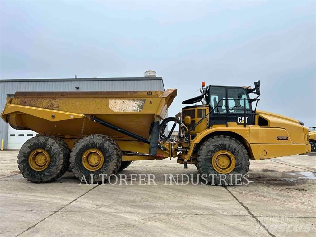 CAT 745 Dumper - Knickgelenk