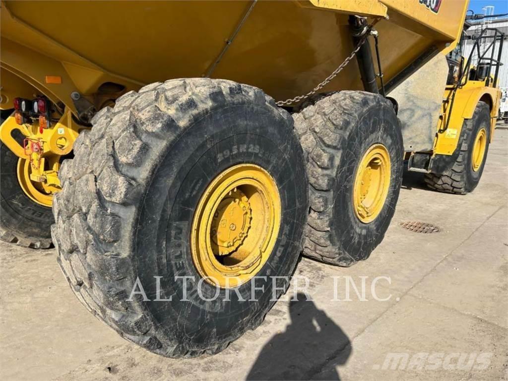 CAT 745-04 Dumper - Knickgelenk