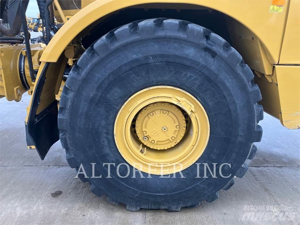 CAT 745-04 Dumper - Knickgelenk
