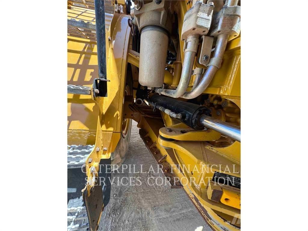 CAT 745-04 Dumper - Knickgelenk