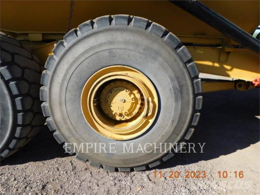 CAT 745-04 Dumper - Knickgelenk
