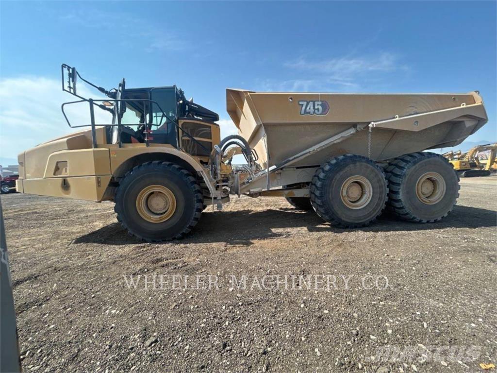 CAT 745 TG Dumper - Knickgelenk