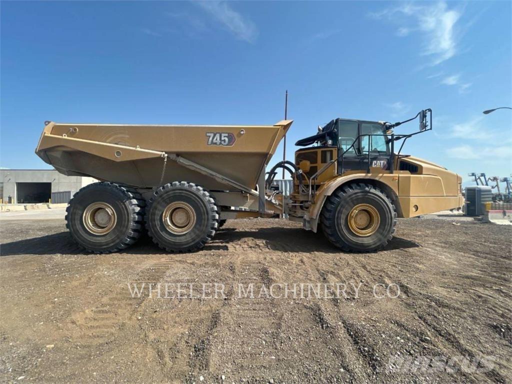 CAT 745 TG Dumper - Knickgelenk