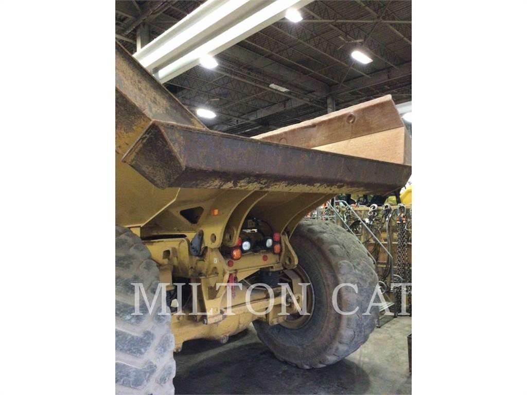 CAT 74504 Dumper - Knickgelenk