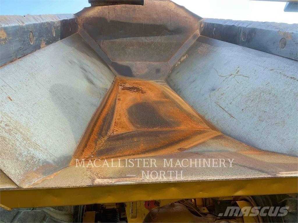 CAT 74504 Dumper - Knickgelenk