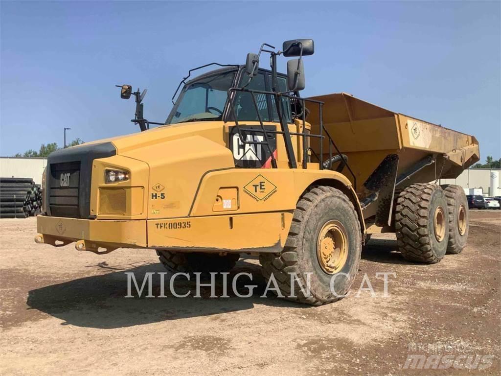 CAT 745C Dumper - Knickgelenk
