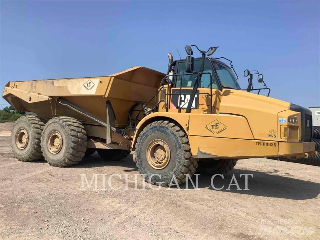 CAT 745C Dumper - Knickgelenk