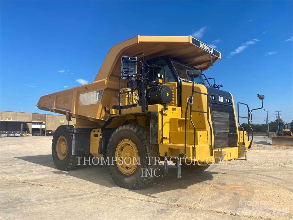 CAT 770 G Dumper - Knickgelenk