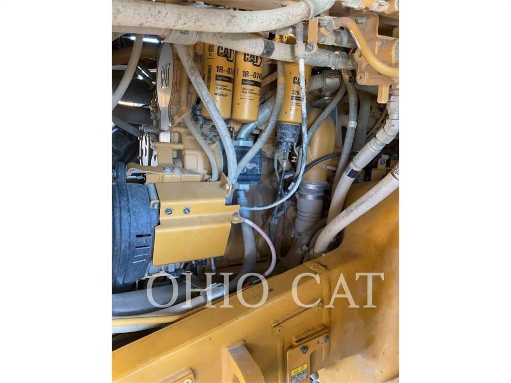 CAT 770G Dumper - Knickgelenk