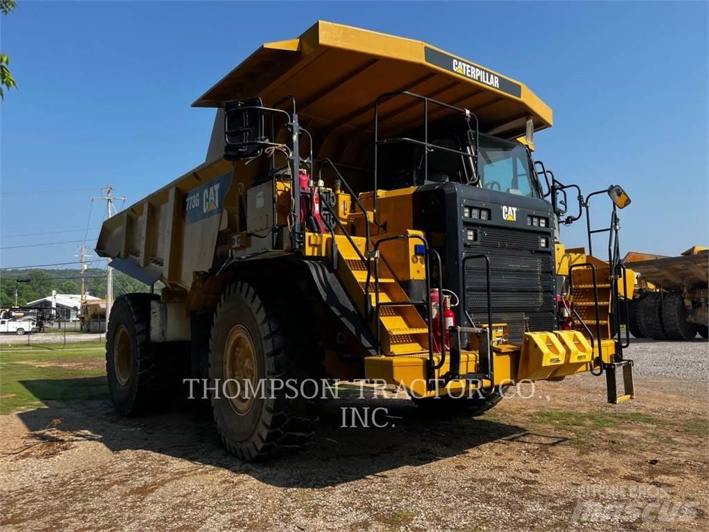 CAT 773G Dumper - Knickgelenk