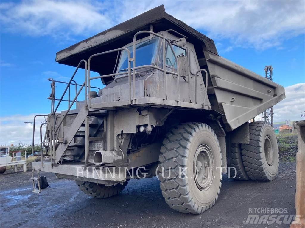 CAT 775D Dumper - Knickgelenk