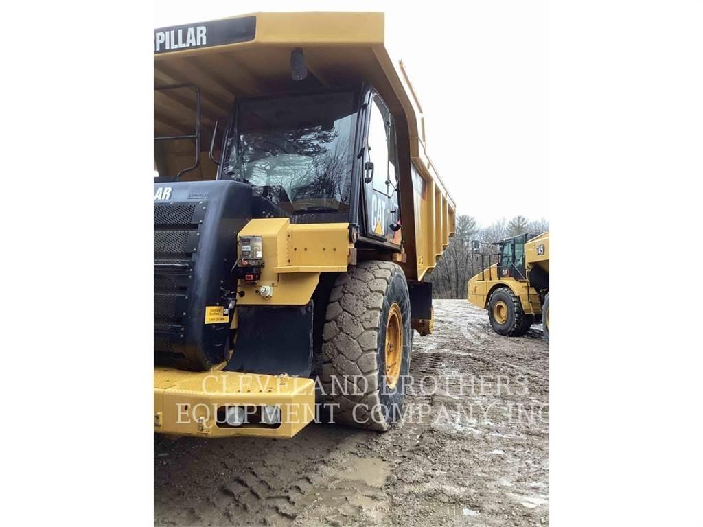 CAT 775F Dumper - Knickgelenk