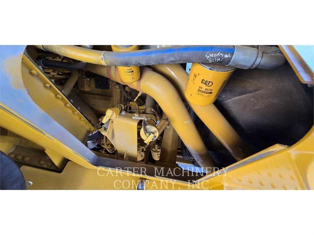 CAT 775F RBLD Dumper - Knickgelenk