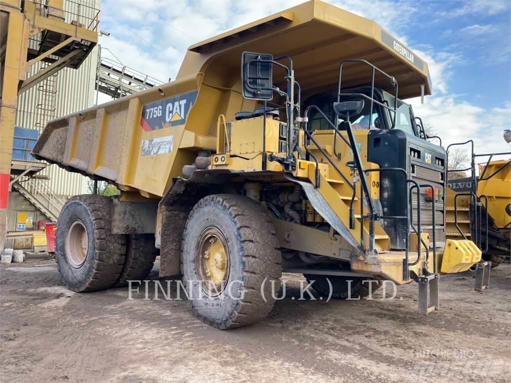 CAT 775G Dumper - Knickgelenk