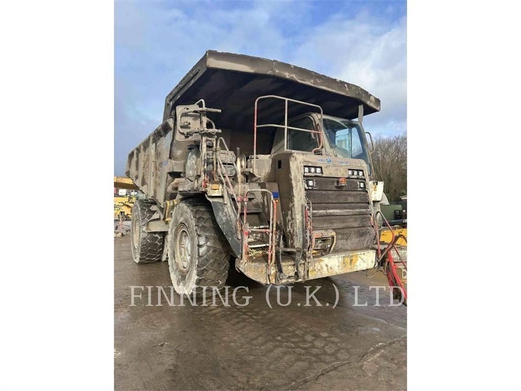 CAT 775G Dumper - Knickgelenk