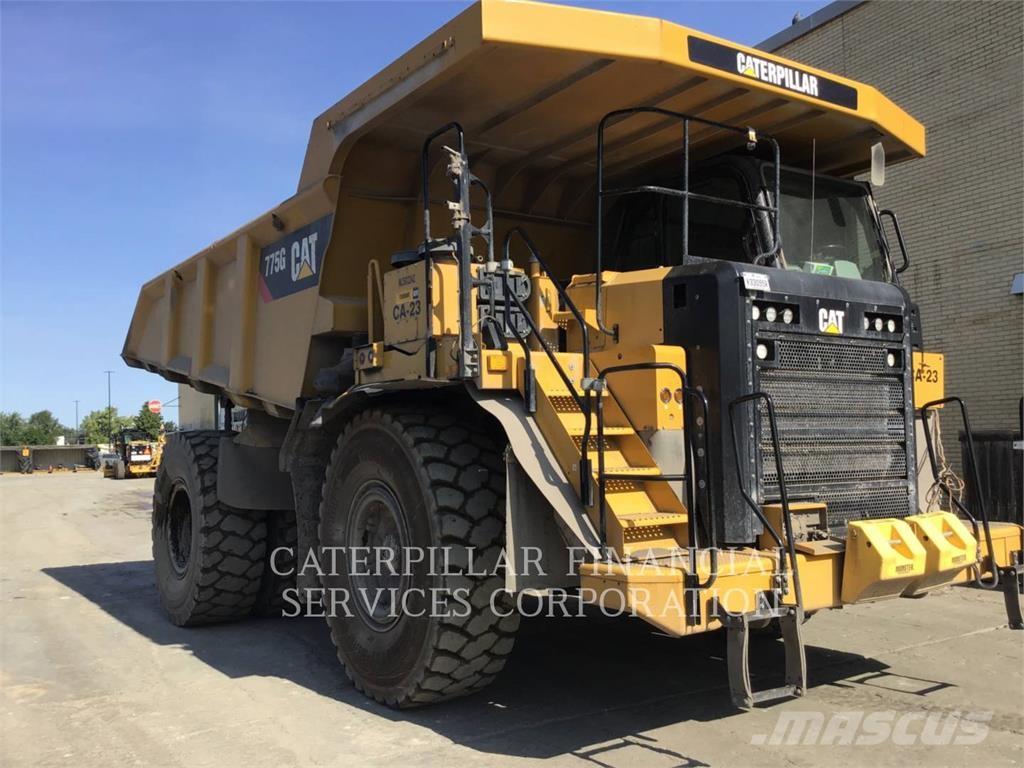 CAT 775G Dumper - Knickgelenk