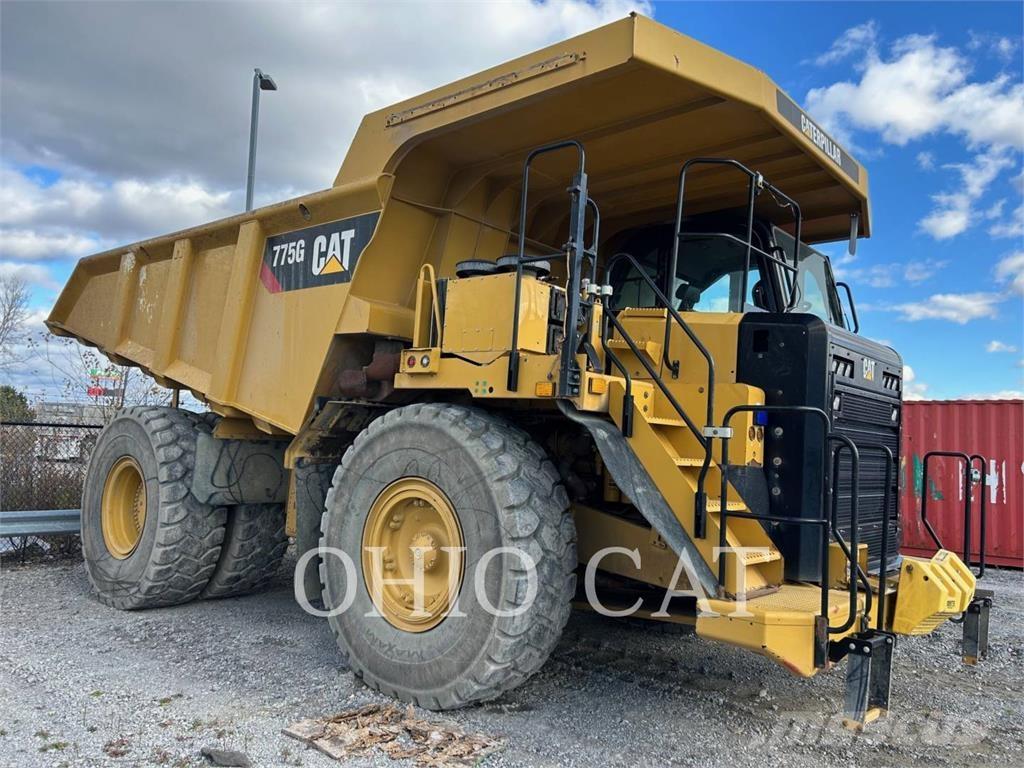 CAT 775G Dumper - Knickgelenk