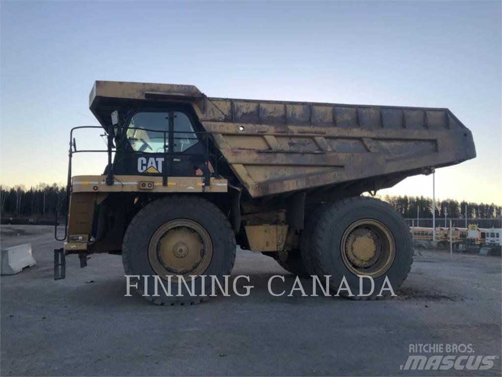 CAT 777F Dumper - Knickgelenk