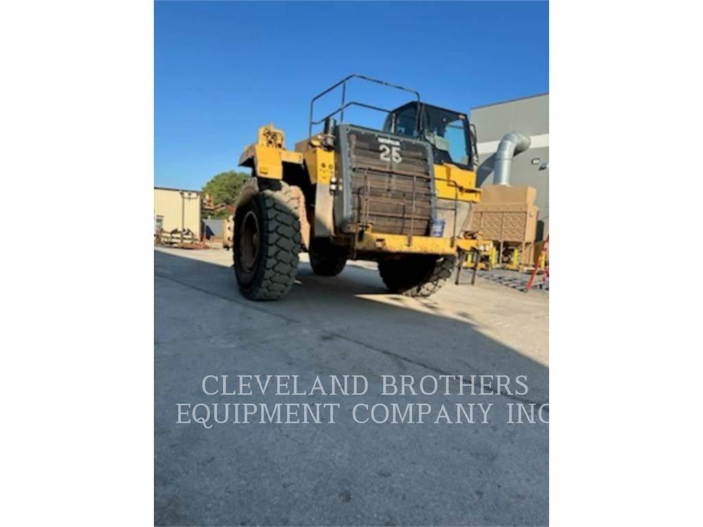 CAT 777F Dumper - Knickgelenk