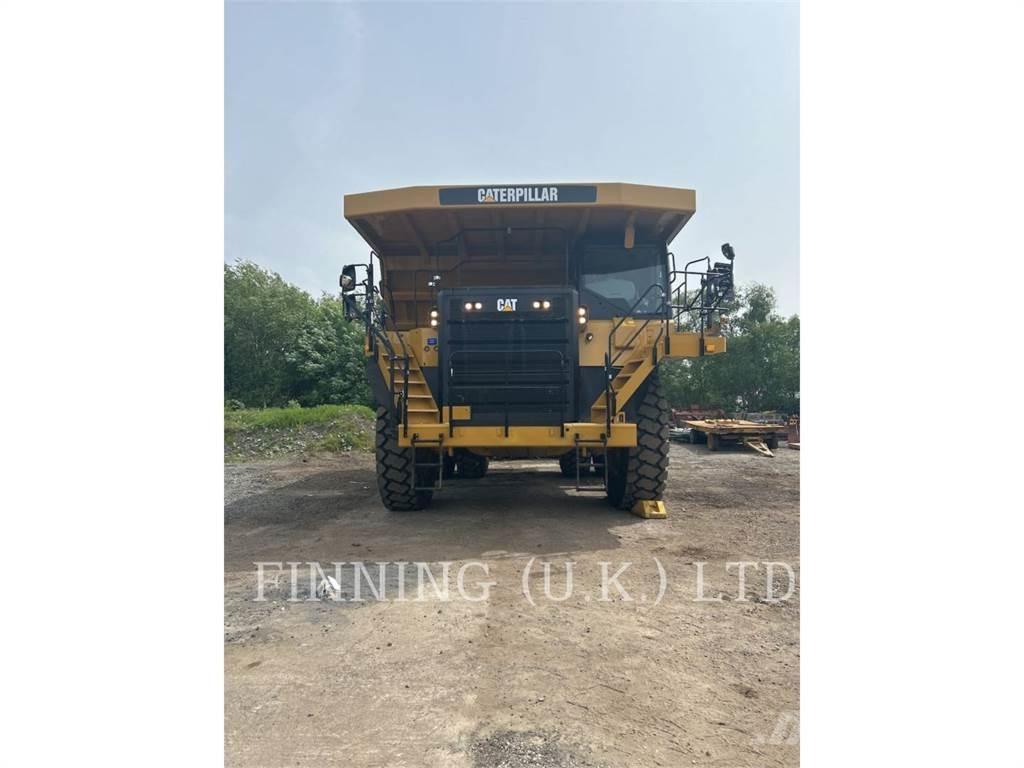CAT 777G Dumper - Knickgelenk