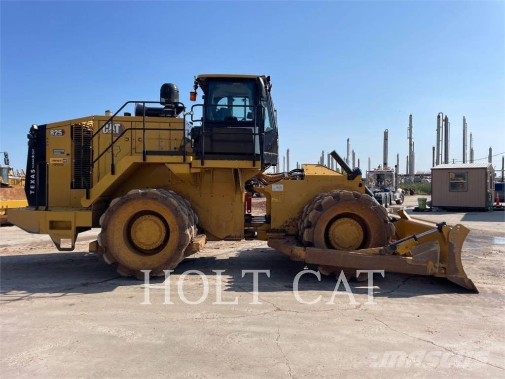 CAT 825 Erdbauwalzen