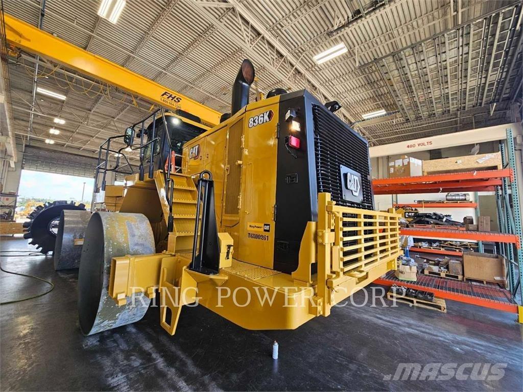 CAT 836K Erdbauwalzen