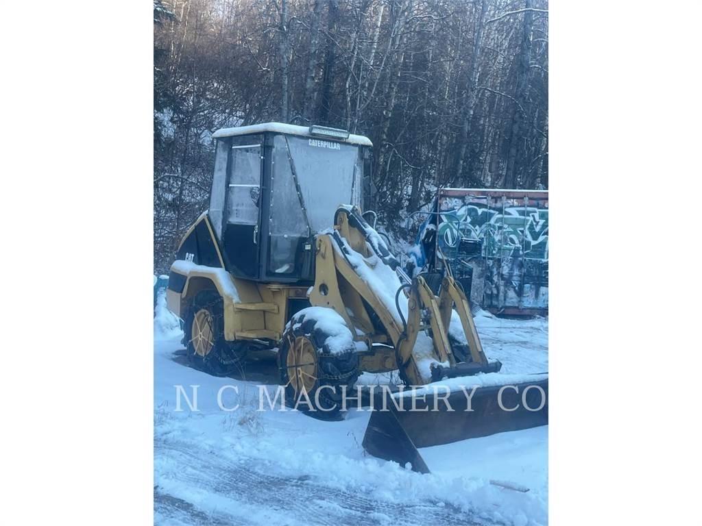 CAT 902 Radlader