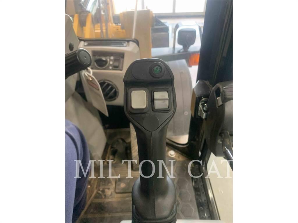 CAT 903D Radlader
