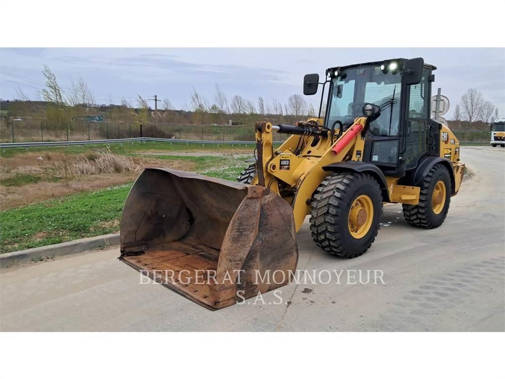 CAT 906 Radlader